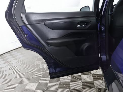 Used 2023 Nissan Ariya FWD image 23