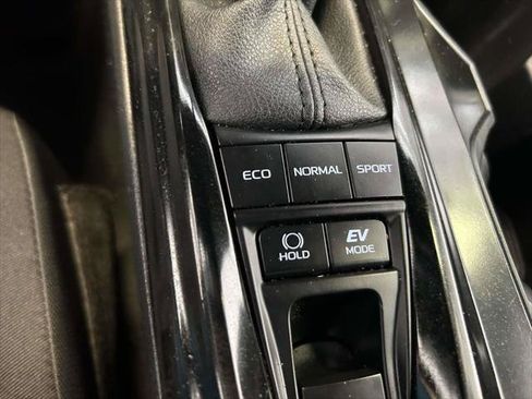 Certified 2025 Toyota Camry LE FWD image 21