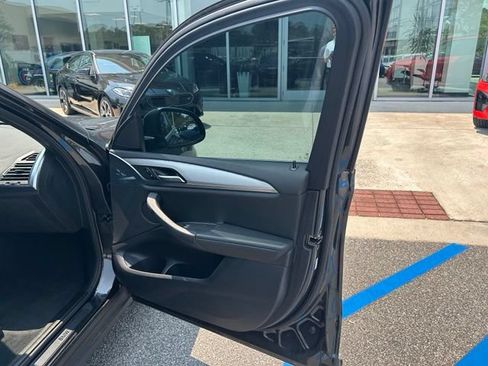 Used 2024 BMW X3 sDrive30i w/ Convenience Package RWD image 19