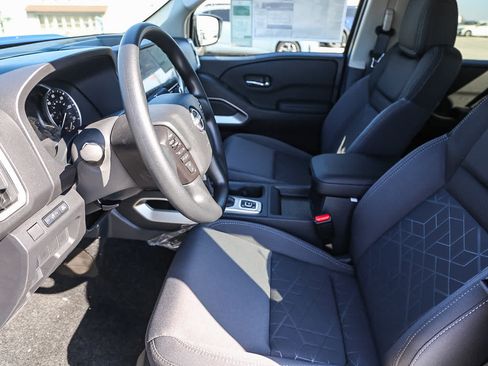 New 2026 Nissan Frontier SV w/ Tow Package AWD/4WD image 19