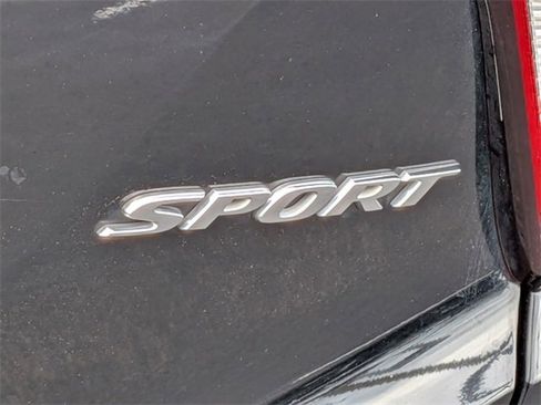 Used 2022 Honda HR-V Sport image 12