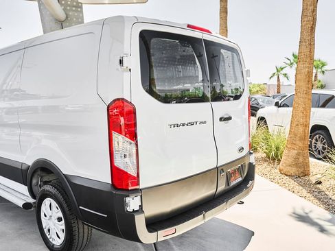 Used 2025 Ford Transit 250 Low Roof w/ Exterior Upgrade Package RWD image 7