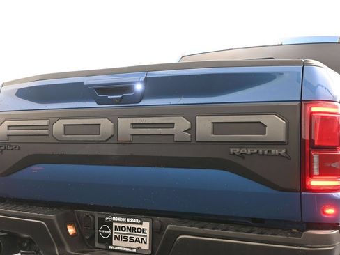 Used 2020 Ford F150 Raptor w/ Equipment Group 802A Luxury AWD/4WD image 9