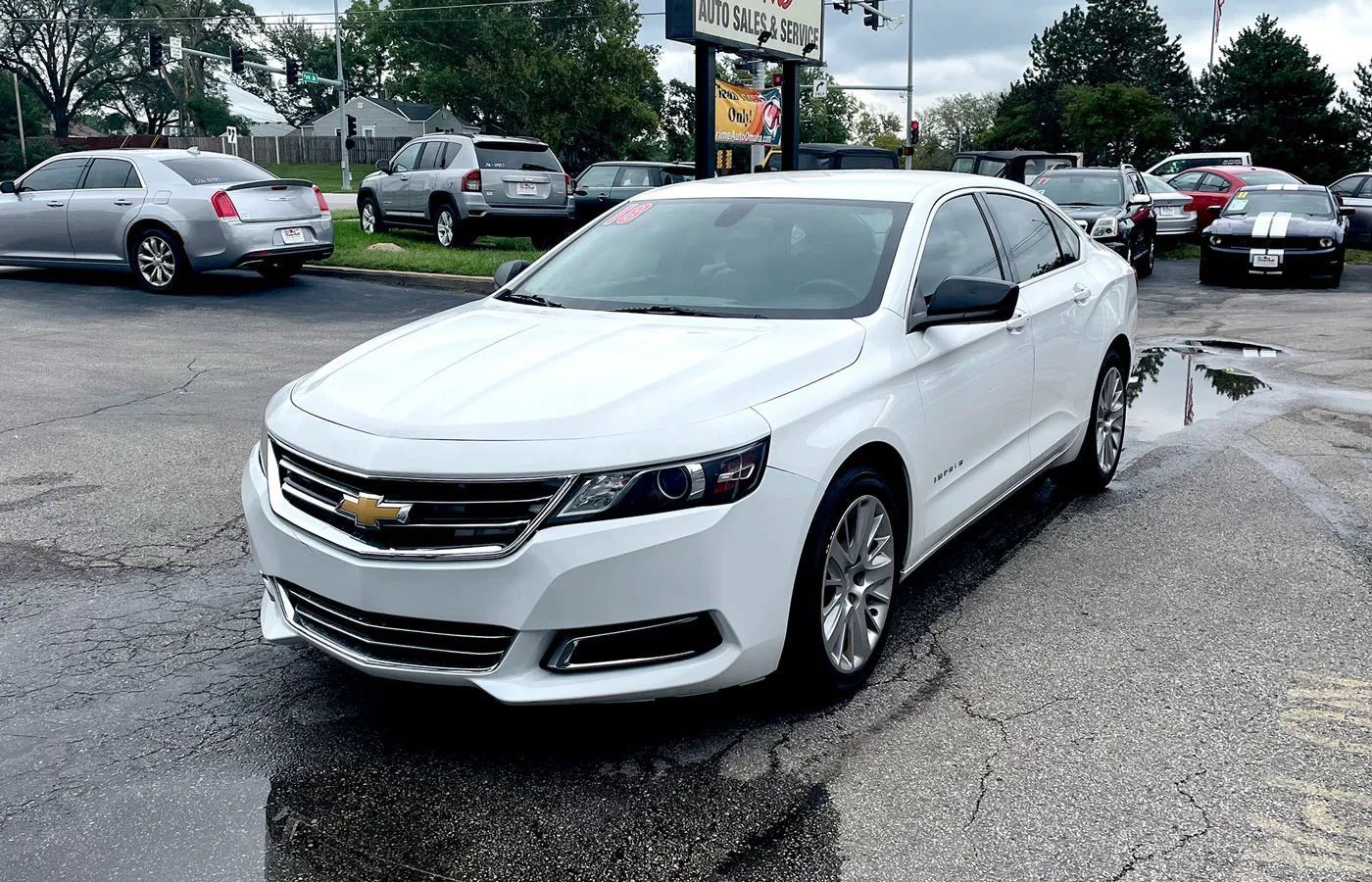 Used 2018 Chevrolet Impala LS FWD image 2