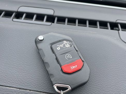 Used 2023 Jeep Wrangler Sport S image 35