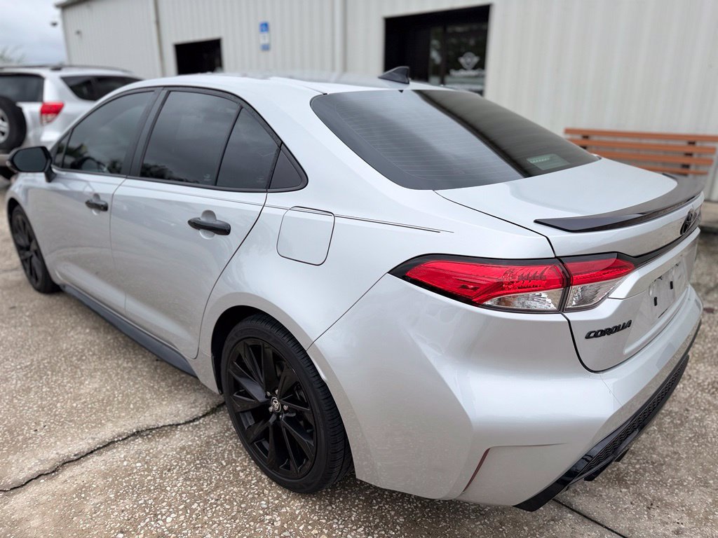 Used 2022 Toyota Corolla SE FWD image 3