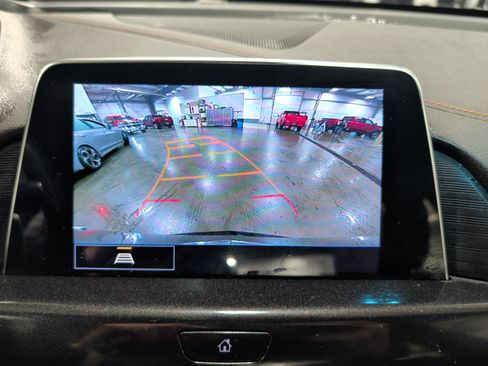 Used 2022 Cadillac CT4 V image 14