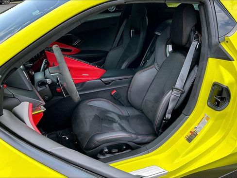 Used 2023 Chevrolet Corvette Stingray Premium Conv w/ Stealth Interior Trim Package RWD image 23