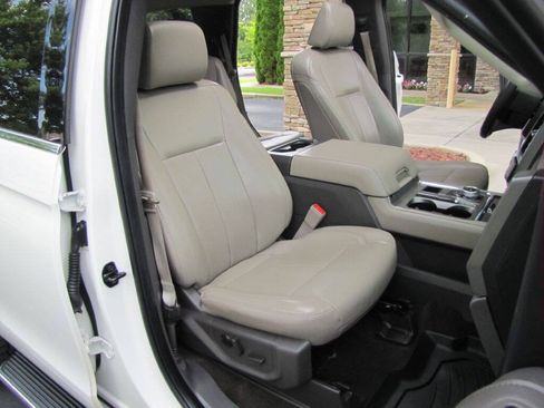 Used 2021 Ford Expedition XLT RWD image 22
