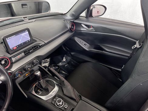 Used 2019 MAZDA MX-5 Miata Sport RWD image 22