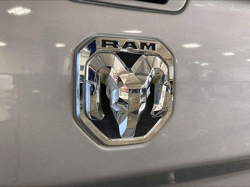 Used 2024 RAM 2500 Laramie AWD/4WD image 42