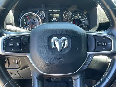 Used 2022 RAM 1500 Big Horn RWD image 23