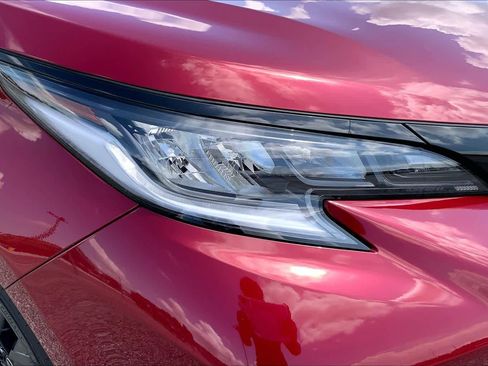 Used 2026 Toyota Sienna XSE FWD image 27
