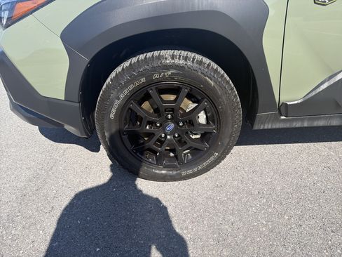 Used 2025 Subaru Crosstrek 2.5i Wilderness AWD/4WD image 11