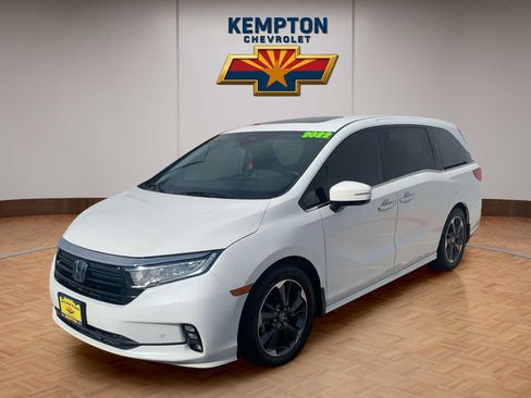 Used 2022 Honda Odyssey Elite image 2