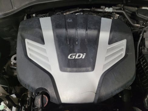 Used 2018 Hyundai Santa Fe SE image 30