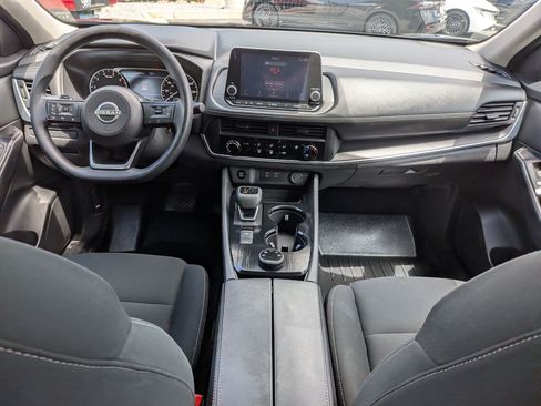 Used 2024 Nissan Rogue S AWD/4WD image 26