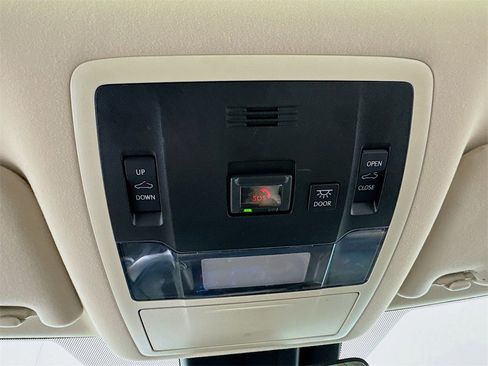 Used 2021 Lexus RX 350L FWD w/ Premium Package image 18