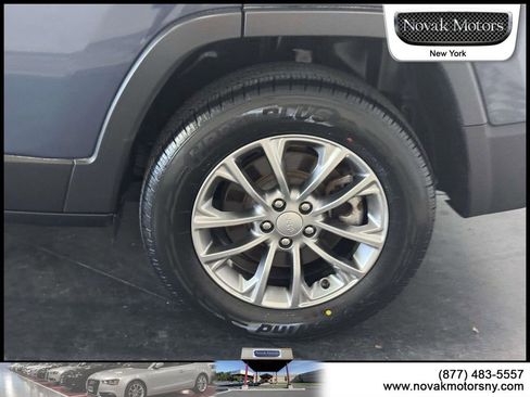 Used 2022 Jeep Cherokee Latitude Lux AWD/4WD image 7