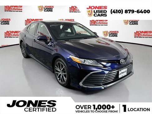Used 2021 Toyota Camry XLE AWD/4WD image 1
