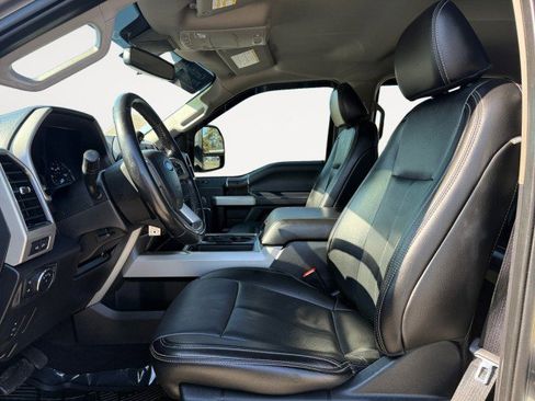 Used 2021 Ford F250 Lariat w/ Lariat Value Package image 4