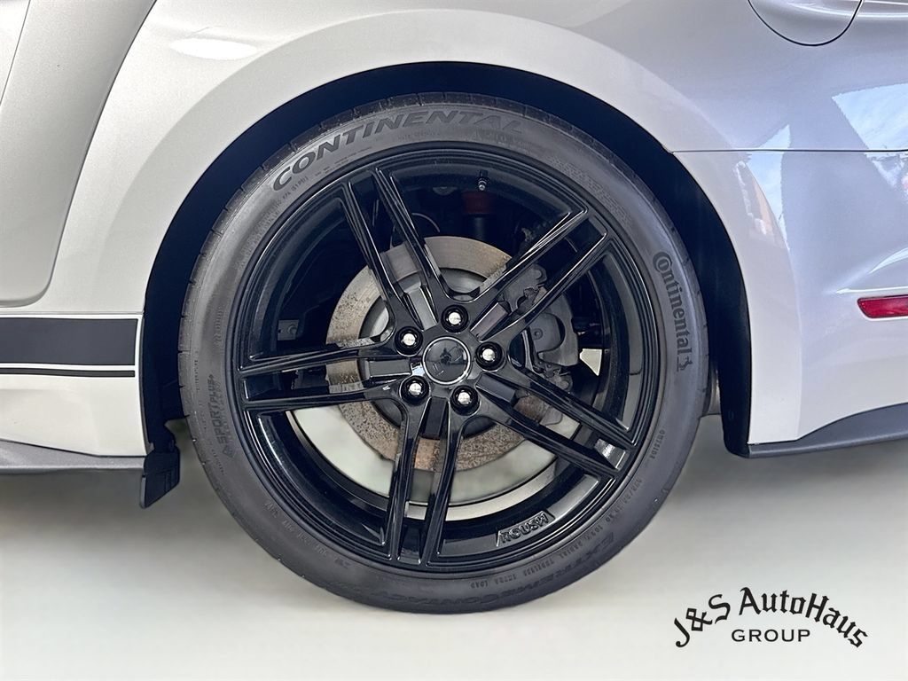 Used 2019 Ford Mustang GT Premium w/ GT Performance Package RWD image 37