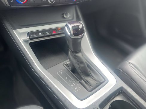 Used 2025 Audi Q3 2.0T Premium AWD/4WD image 32