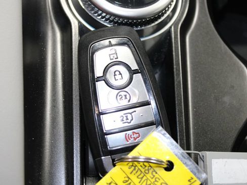 Used 2025 Ford Explorer Active w/ Active Comfort Package image 53