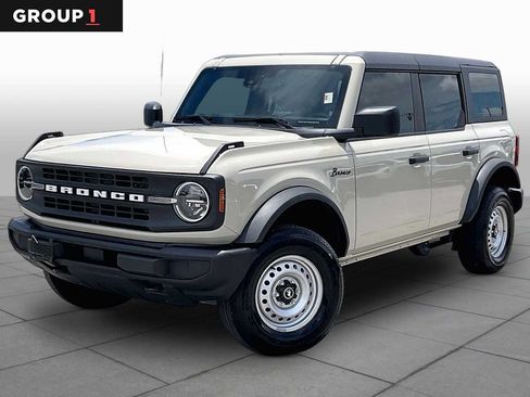 Used 2025 Ford Bronco 4-Door AWD/4WD image 1