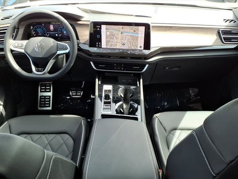 New 2026 Volkswagen Atlas SEL Premium R-Line image 11