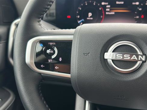Used 2025 Nissan Armada SV RWD image 27