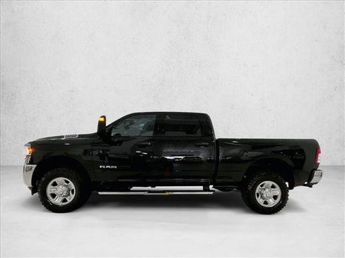 Used 2024 RAM 2500 Big Horn w/ Bed Utility Group AWD/4WD image 6