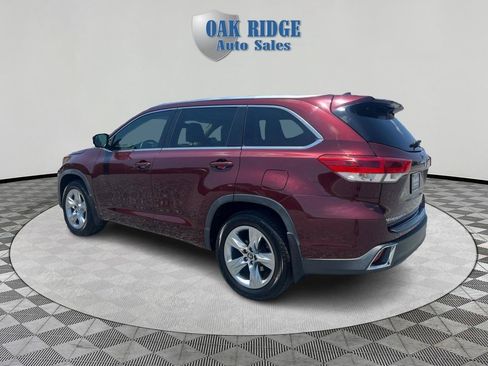 Used 2018 Toyota Highlander Limited AWD/4WD image 7