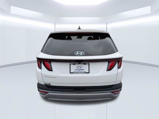 Certified 2026 Hyundai Tucson SE FWD image 6
