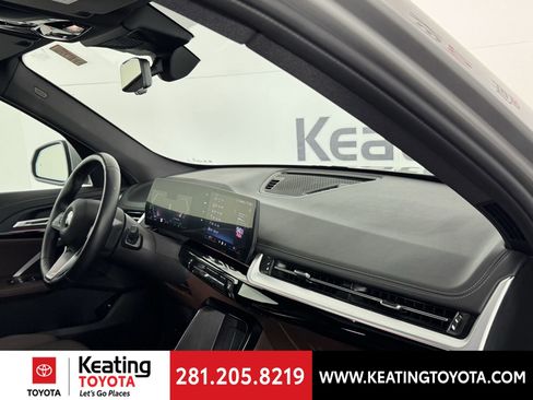 Used 2025 BMW X1 xDrive28i image 21