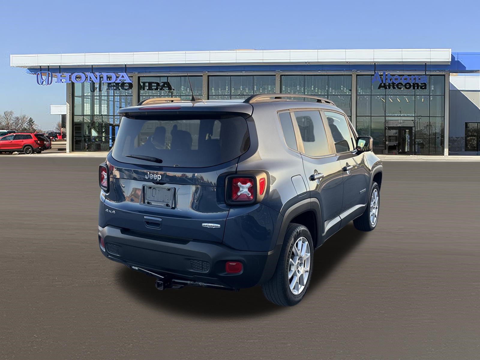 Used 2020 Jeep Renegade Latitude AWD/4WD image 5