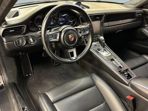Used 2019 Porsche 911 Carrera GTS image 4