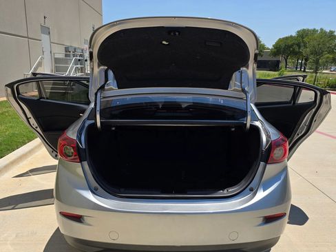 Used 2015 MAZDA MAZDA3 i Grand Touring FWD image 11