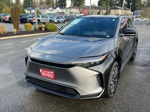 Certified 2025 Toyota bZ4X AWD w/ Weather Package image 4