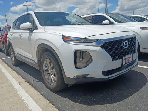Used 2020 Hyundai Santa Fe SEL FWD image 2