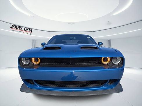 Used 2023 Dodge Challenger SRT Hellcat RWD image 8