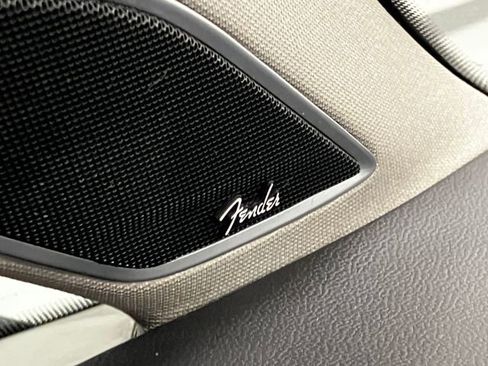 Used 2015 Volkswagen Golf TDI SE image 24