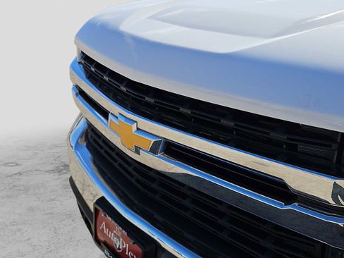 Used 2019 Chevrolet Silverado 1500 LT w/ Texas Edition image 13