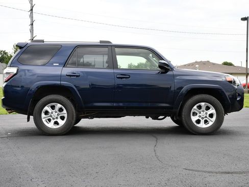 Used 2024 Toyota 4Runner SR5 AWD/4WD image 8