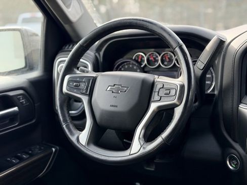 Used 2019 Chevrolet Silverado 1500 RST image 23