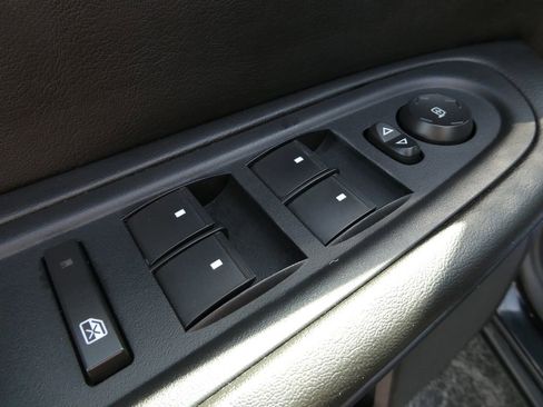 Used 2013 GMC Acadia SLE AWD/4WD image 23