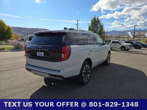 New 2025 Ford Expedition Platinum w/ Platinum Ultimate Package AWD/4WD image 3