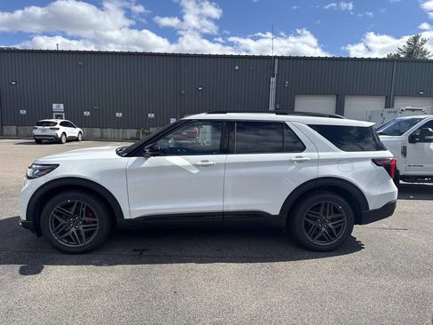 New 2026 Ford Explorer ST AWD/4WD image 32