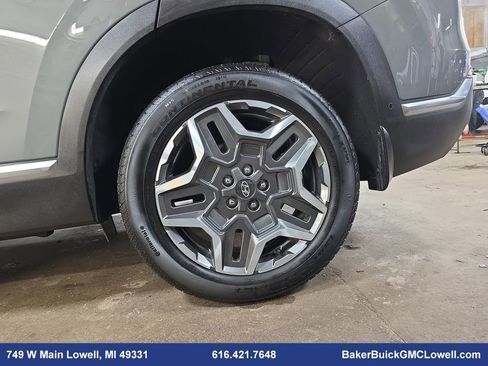 Used 2023 Hyundai Santa Fe Limited image 37