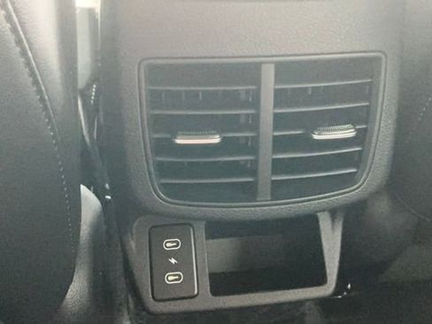 Certified 2025 Kia Seltos SX AWD/4WD image 31